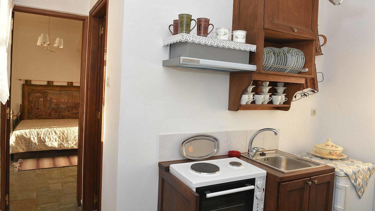 Anemos And Almyra Apartman Kíni Kültér fotó