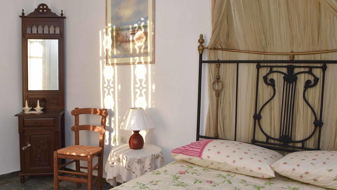 Anemos And Almyra Apartman Kíni Kültér fotó
